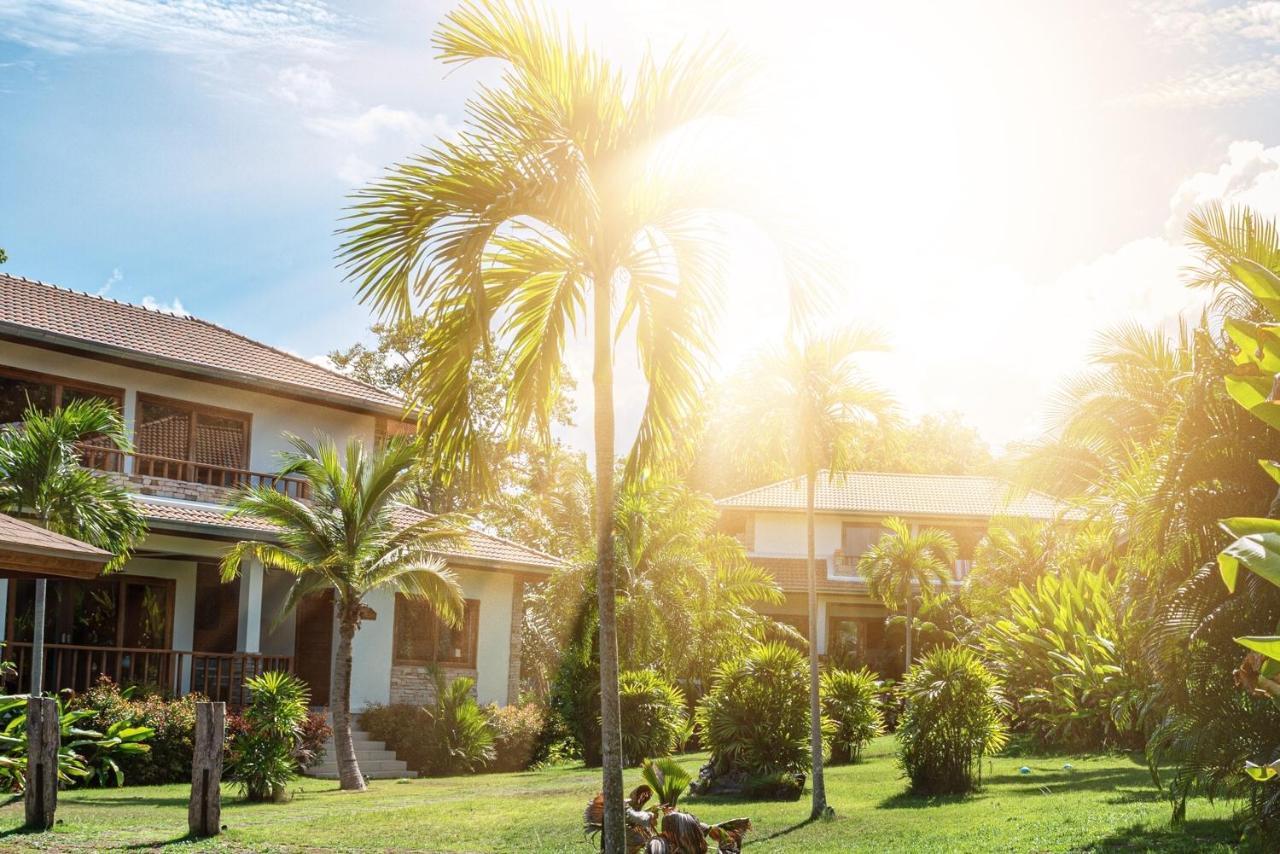 Blue Hill Residence Hua Thanon  Ngoại thất bức ảnh
