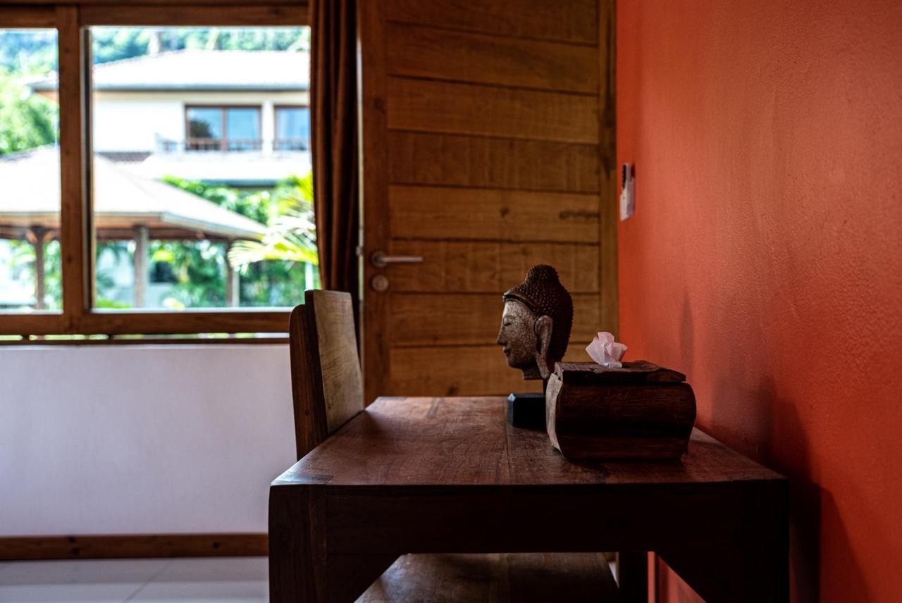Blue Hill Residence Hua Thanon  Ngoại thất bức ảnh